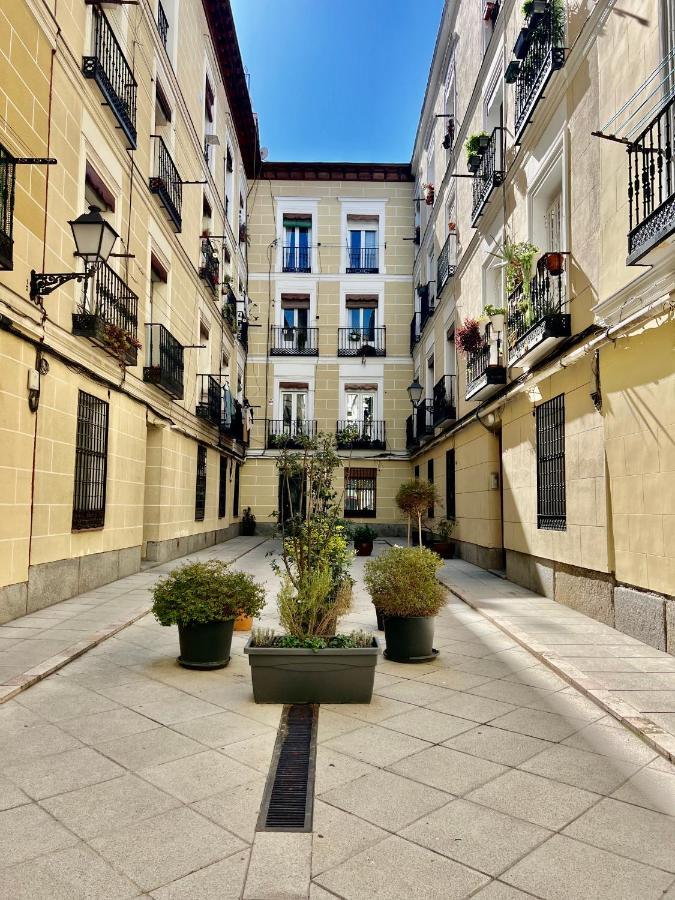 Casa Historica En El Centro Madri Exterior foto